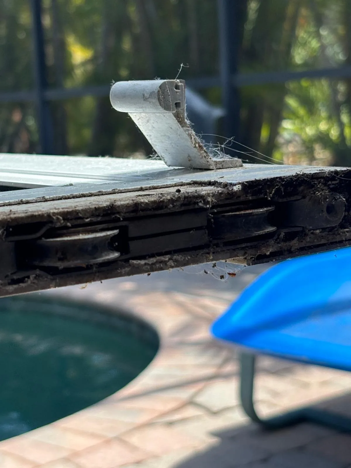 Diagnosing sliding door problems